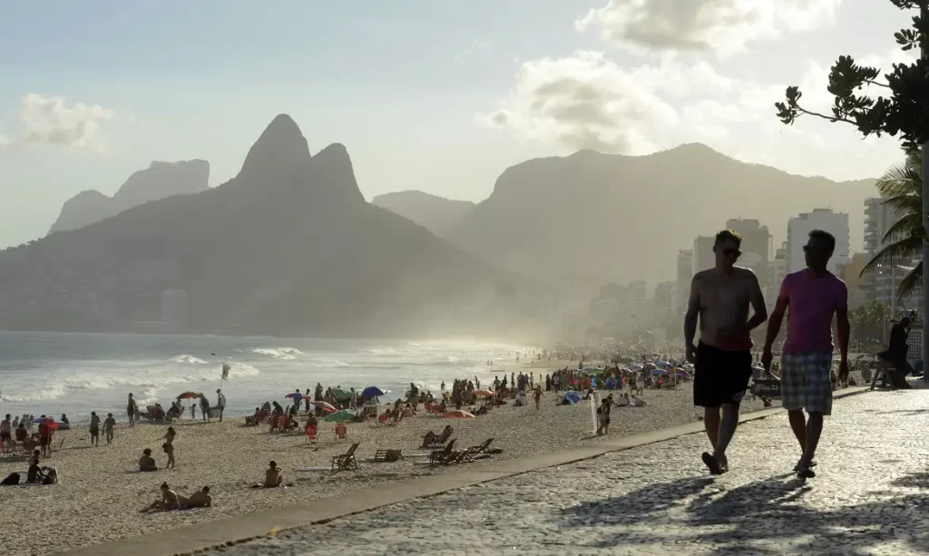 Turismo brasileiro fatura R$ 17,6 bilhões em agosto