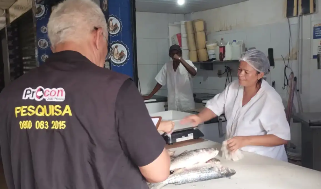 Procon-JP registra diferença de R$ 90,00 no preço do filé de camarão em pesquisa para pescados