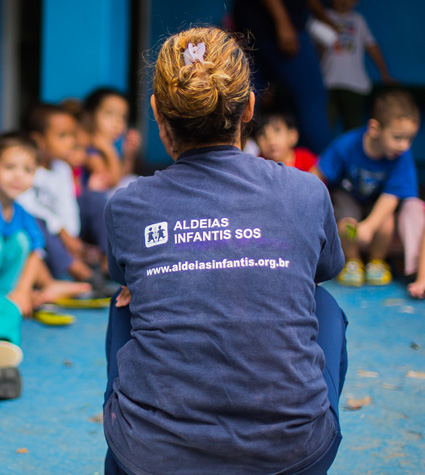 Aldeias Infantis SOS oferece rede de apoio para inclusão produtiva de jovens