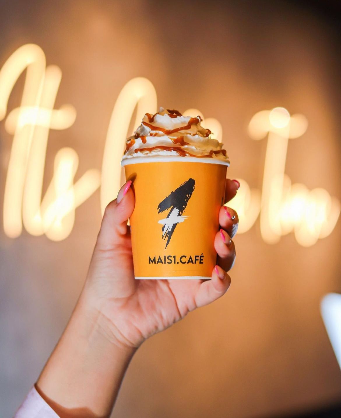 mais 1 café