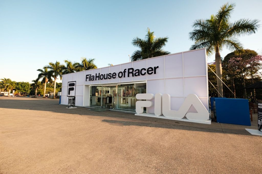 House of Racer: FILA aposta em lojas móveis para se aproximar de consumidores