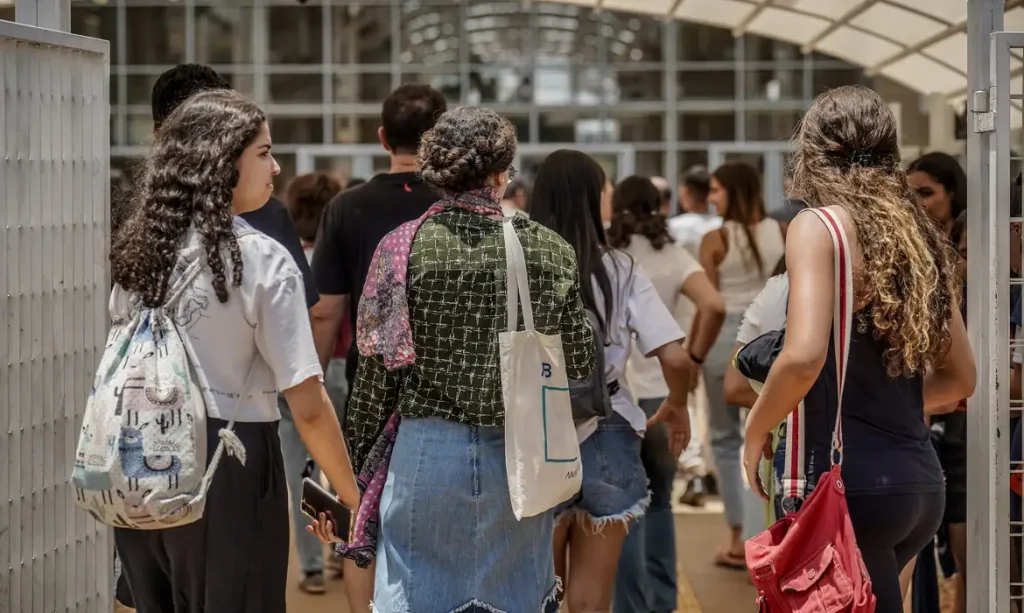 Paraíba se destaca como o 3º estado do país com maior mobilização de estudantes para o Enem