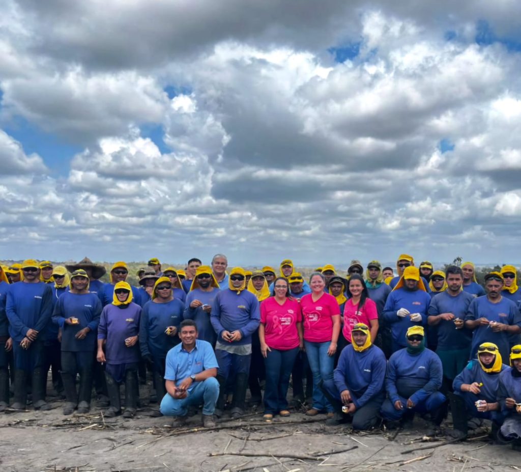 Usina Monte Alegre promove campanha Outubro Rosa com foco na saúde de trabalhadores rurais