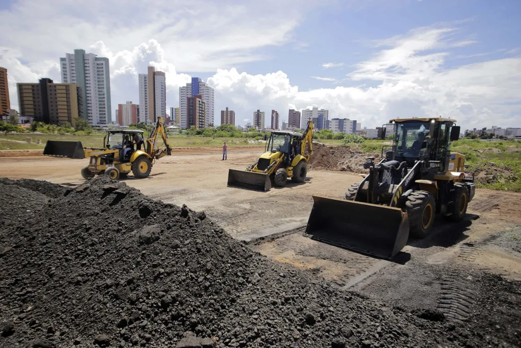 Prefeitura inscreve para curso gratuito de Operador de Máquinas Pesadas