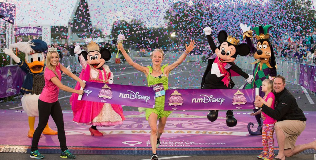 Azul Viagens inicia vendas de ingressos avulsos e roteiros para as corridas RunDisney na Flórida 