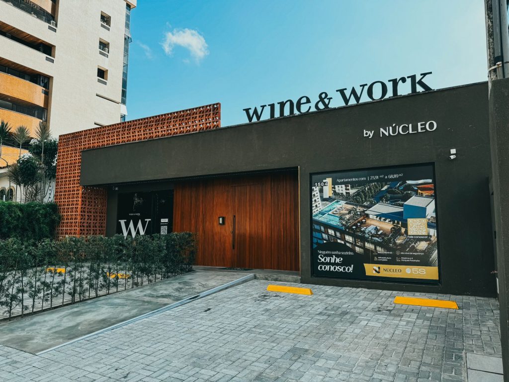 Elegante e disruptivo, Wine & Work by Núcleo celebra três anos de atuação em João Pessoa