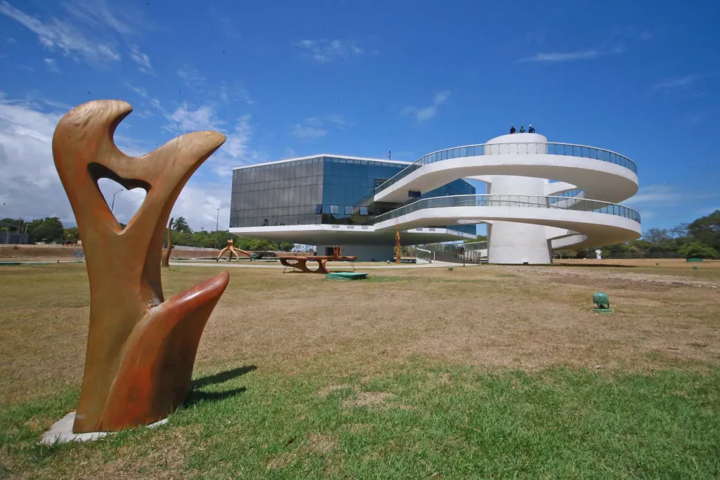 Estação Cabo Branco tem 12 exposições abertas ao público neste mês de janeiro