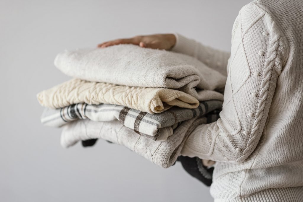 Troca de estação: Minha Lavanderia orienta sobre cuidados com as roupas no inverno