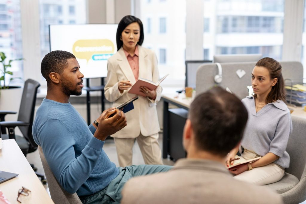 Habilidades interpessoais decidem 85% do sucesso profissional, aponta pesquisa de Harvard