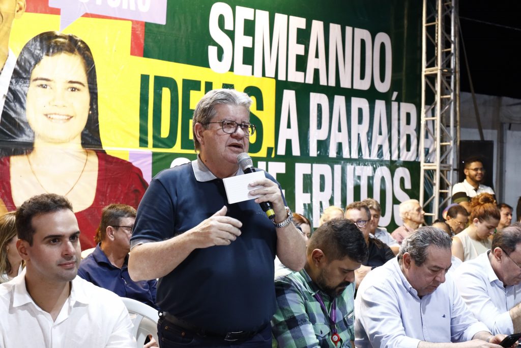 Governador destina R$ 84 milhões para região de Pocinhos em audiência do Orçamento Democrático