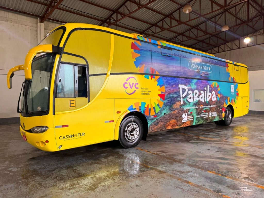 Paraíba transforma ônibus plotado da CVC em vitrine turística no sul do Brasil