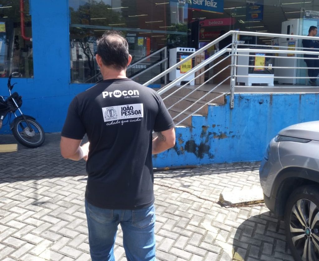 Procon-JP notifica 26 lojas sobre proibição de cobrança de frete em João Pessoa