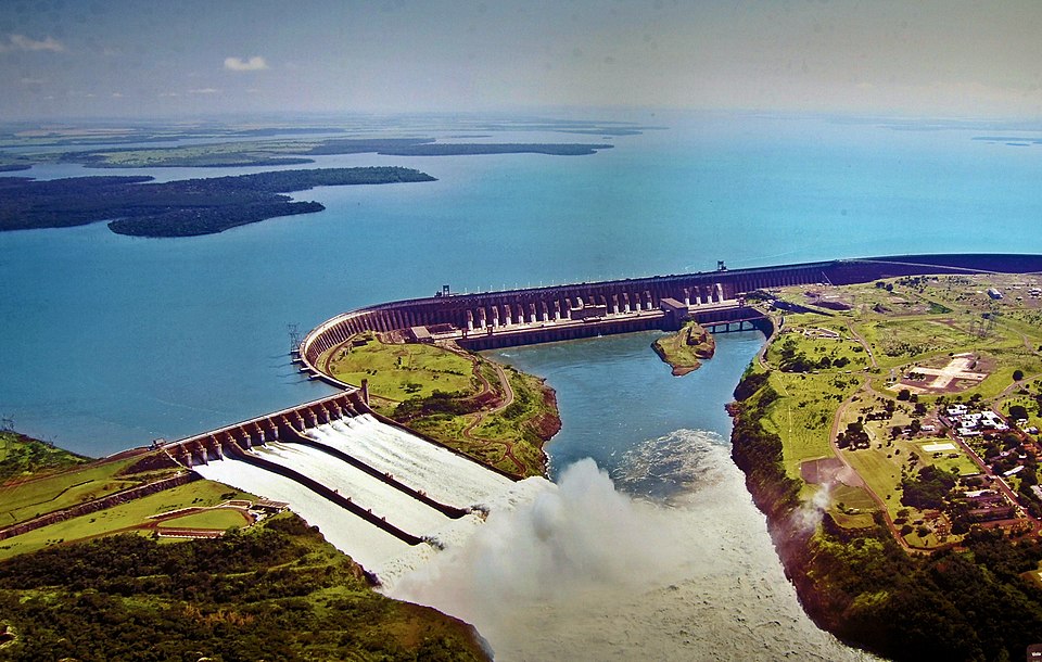 Bônus de R$ 883 milhões de Itaipu será usado para reduzir contas de luz em agosto