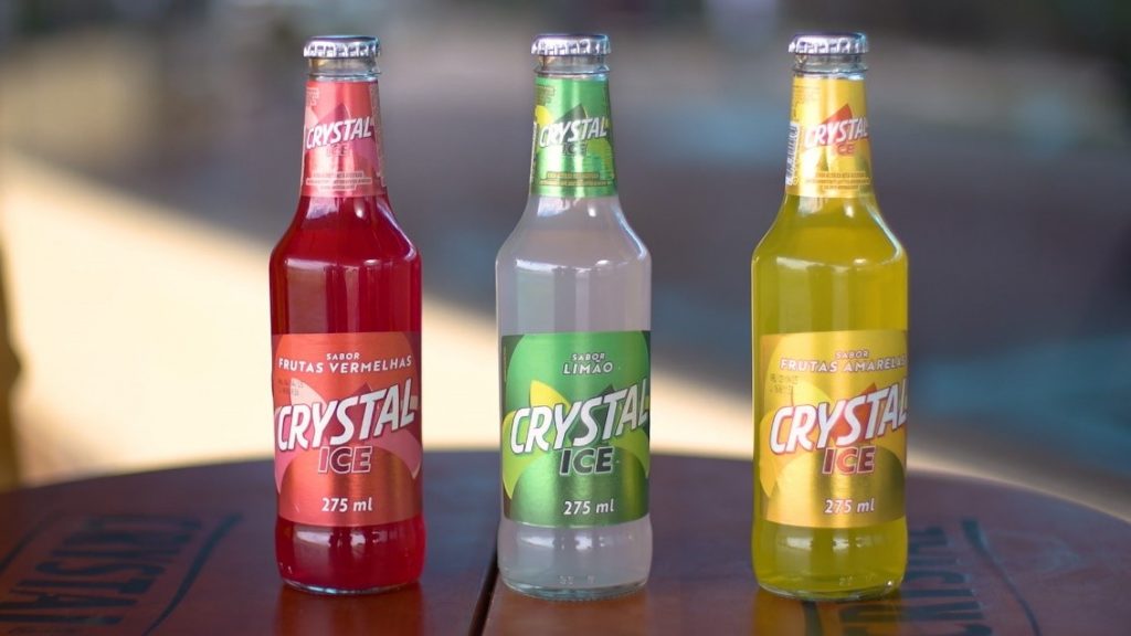 Crystal celebra 30 anos com embalagem comemorativa e reforça sua conexão com o interior do Brasil