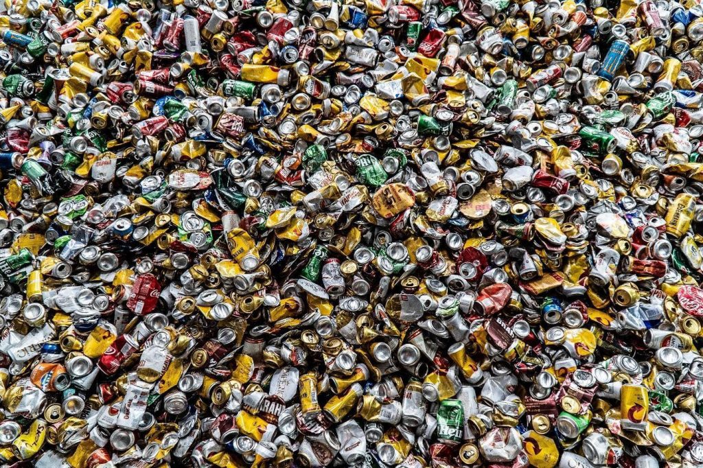 Novelis irá reciclar 13 toneladas de latinhas consumidas no “O Maior São João do Mundo”, em CG