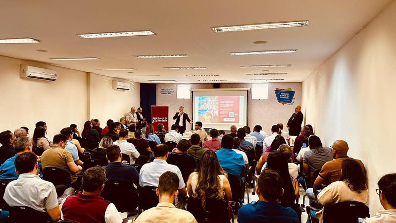 Banco do Nordeste reúne cerca de 50 prefeitos do Sertão no 1º Fórum de Desenvolvimento Regional