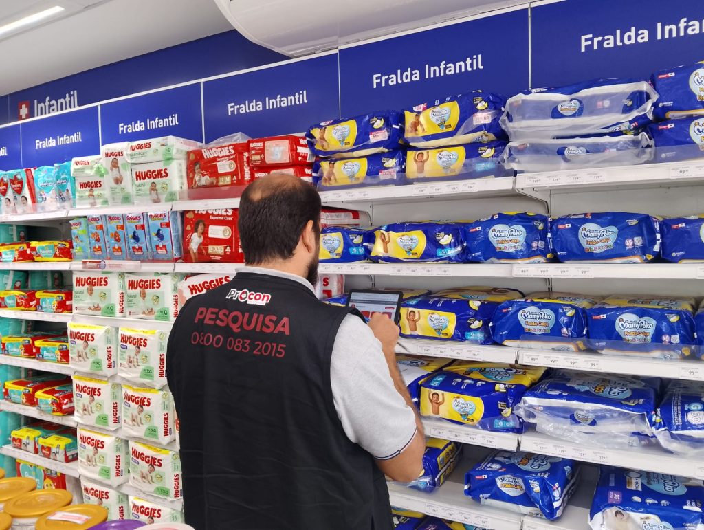 Diferença no preço da fralda passa dos R$ 50 em pesquisa de produtos para bebês realizada pelo Procon-JP