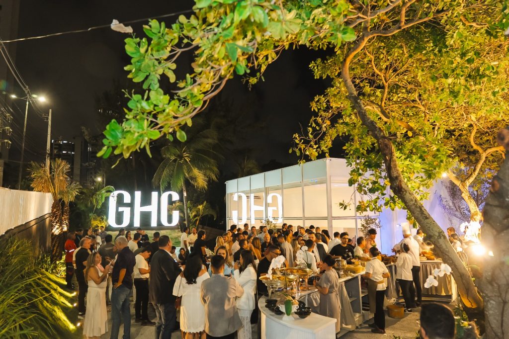 Casa GHC abre as portas com noite de celebração e lançamento do Artus Blanc