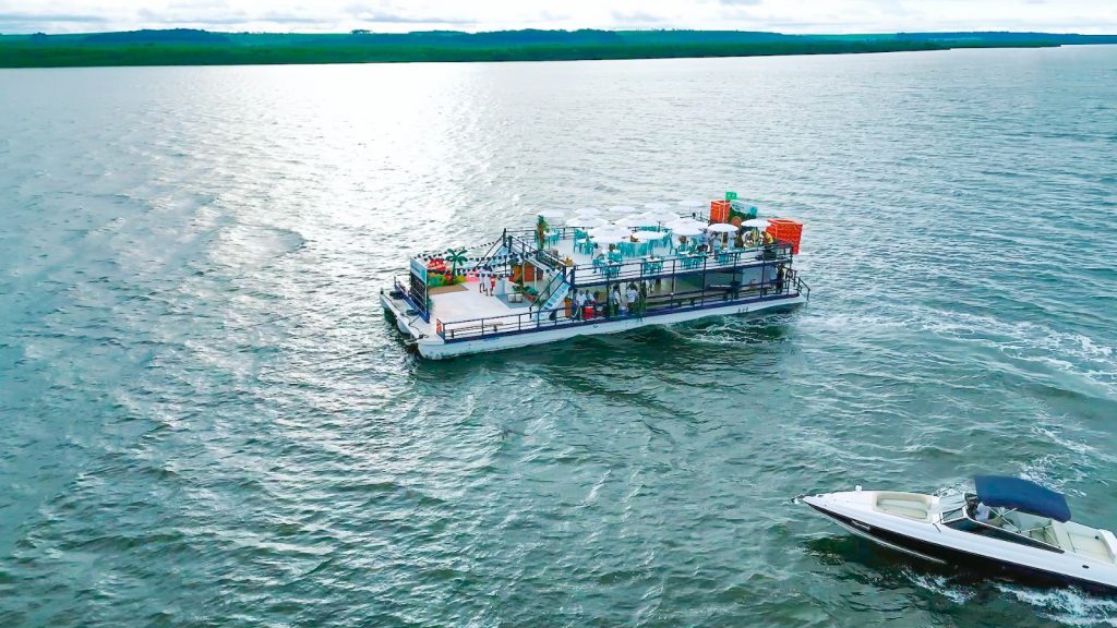 Grupo LCTM lança Loca Barco na Praia do Jacaré aos domingos