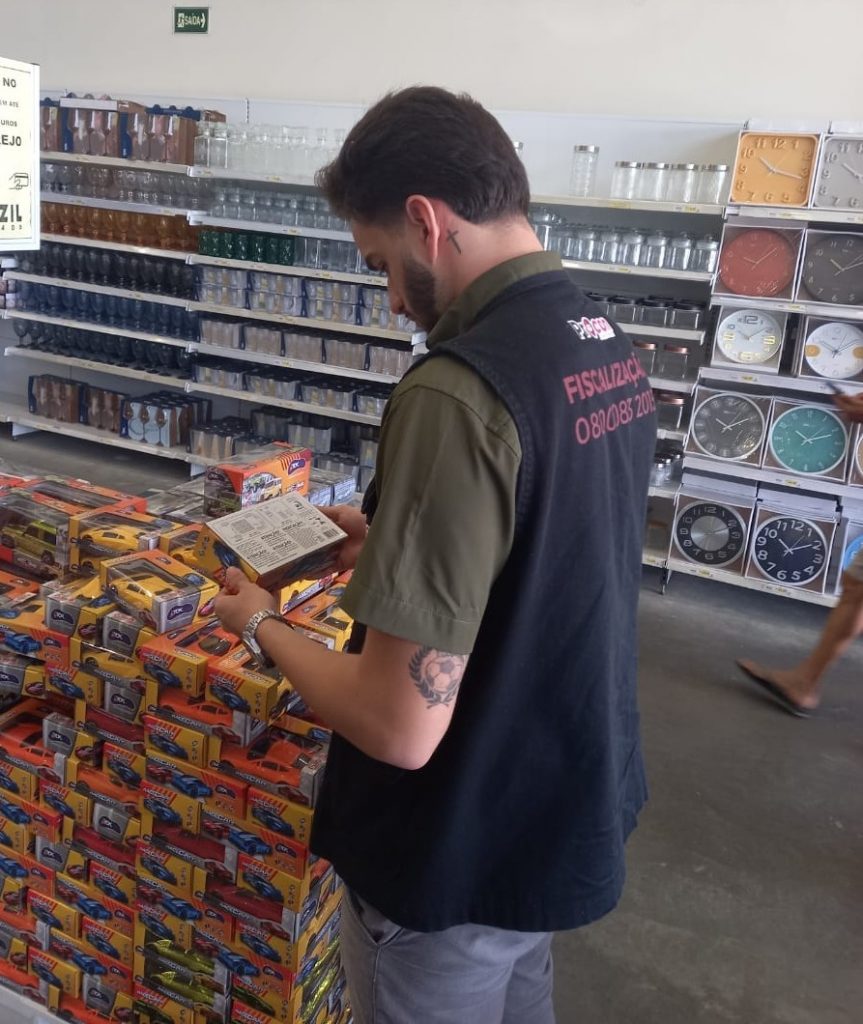Dia das Crianças: Procon-JP apreende mais de 3,3 mil brinquedos irregulares
