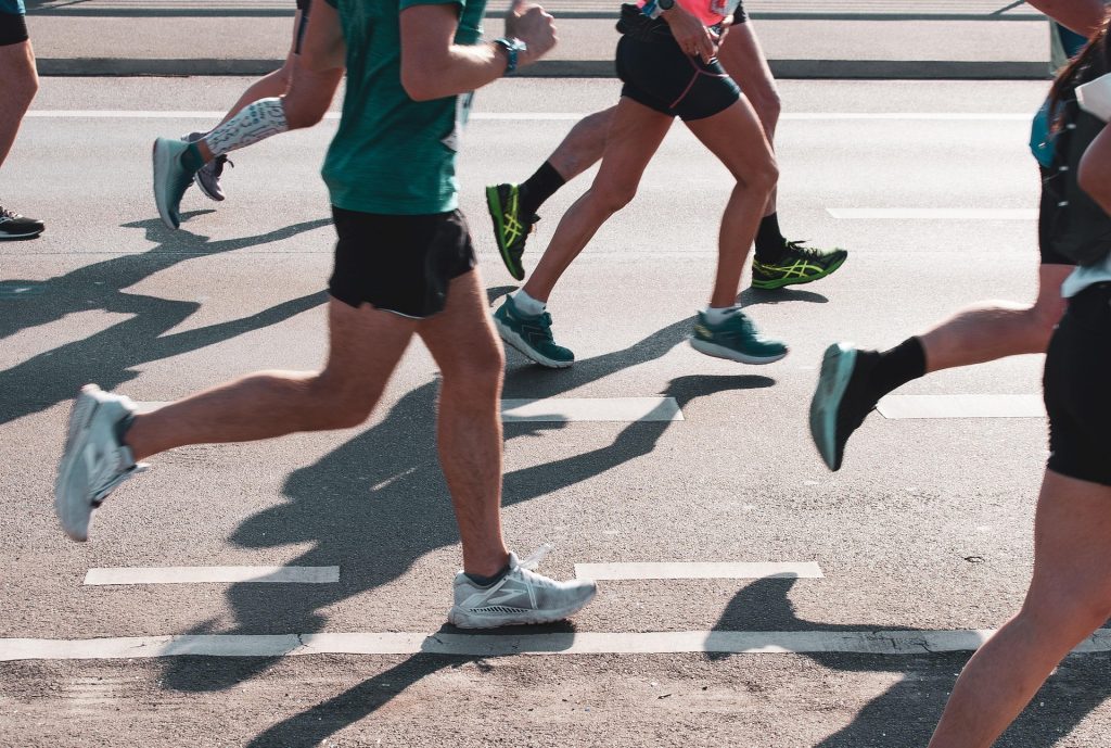 Corridas de rua impulsionam turismo esportivo com aumento de 364% na venda de pacotes