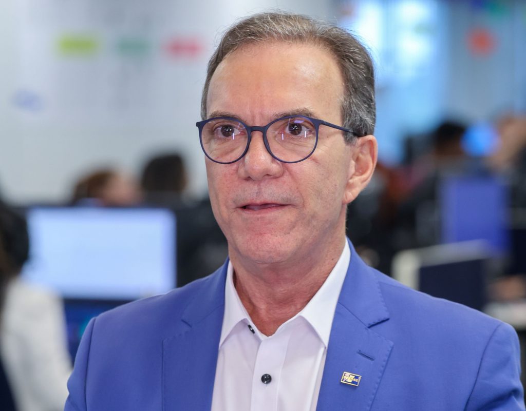 Comprar do pequeno é fortalecer o coração da economia brasileira, diz presidente do Sebrae