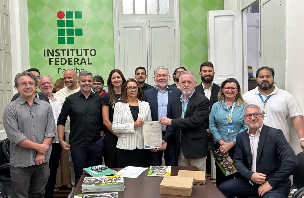 Sebrae e IFPB assinam Pacto pela Inovação para fortalecer ecossistema tecnológico em JP