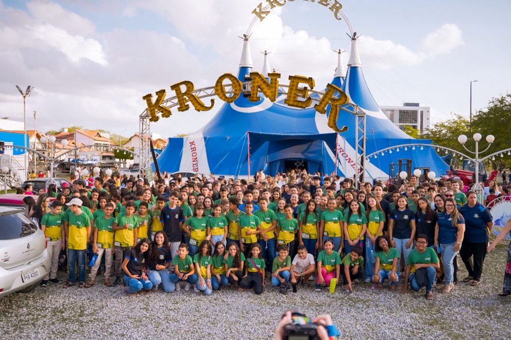 Circo Kroner promove espetáculo inclusivo gratuito em Campina Grande com apoio da Prefeitura e instituições locais