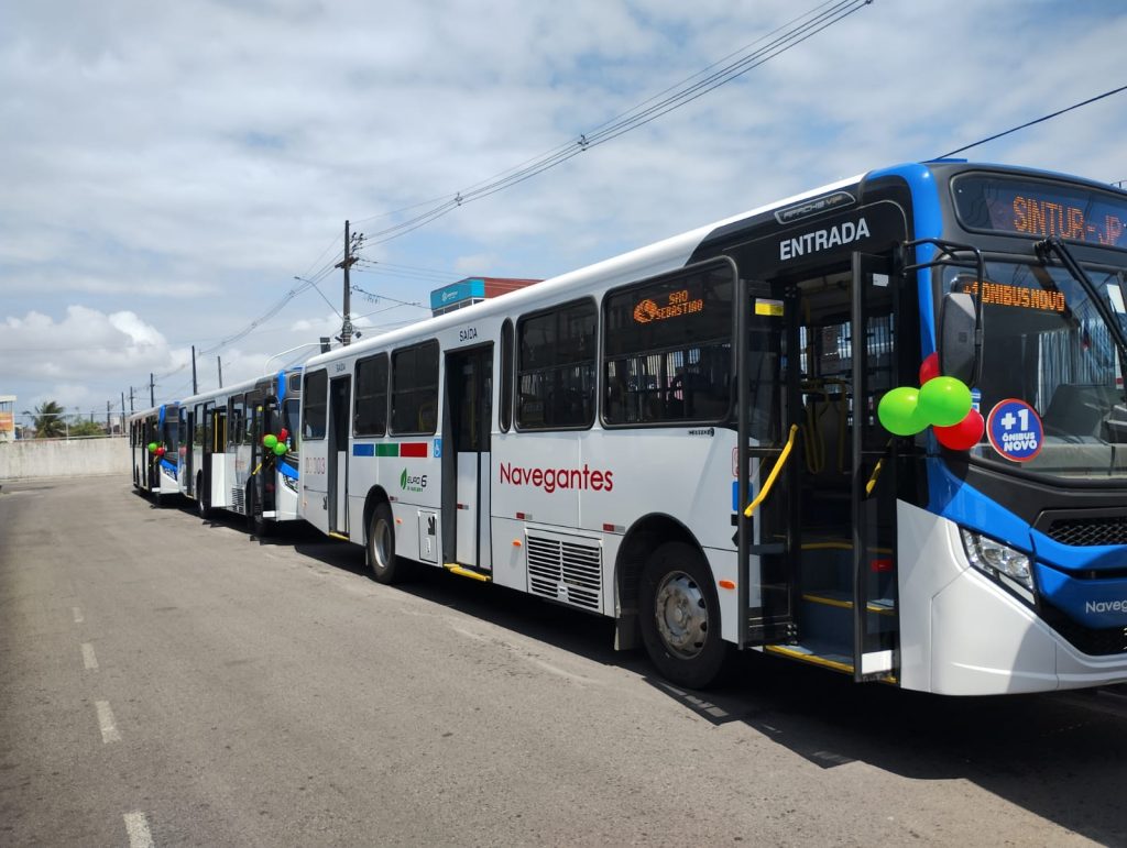 João Pessoa recebe 10 novos ônibus 0km com Wi-Fi e USB para recarga de celular