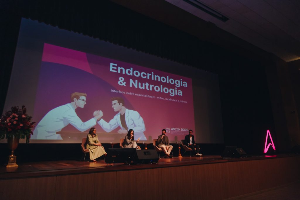 Congresso da Afya Paraíba encerra com palestra inspiradora de Viviane Mosé sobre o valor da vida