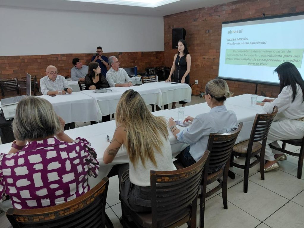 Abrasel-PB apresenta planejamento estratégico com meta de 500% de crescimento em associados até 2027