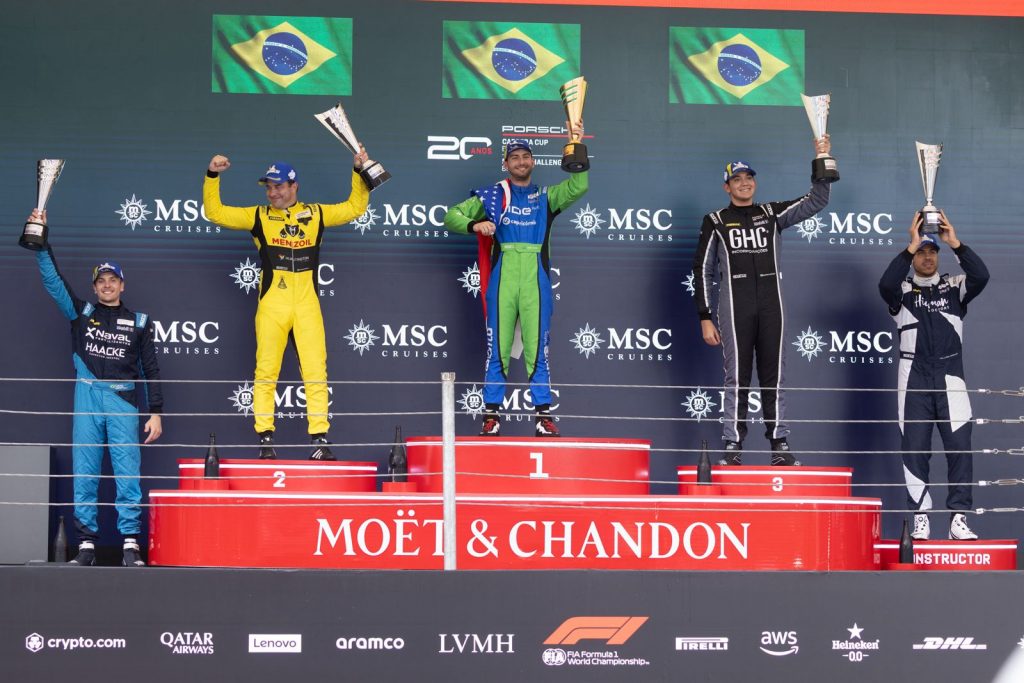 George Filho sobe ao pódio no Campeonato Sprint 2025 da Porsche Cup Brasil