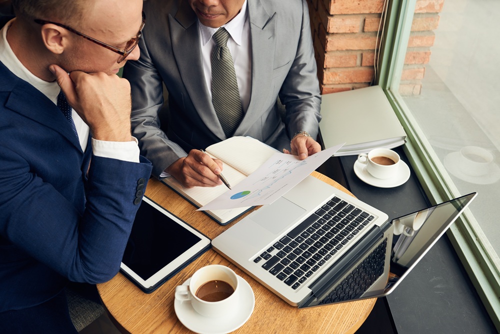 Miná & Alves Advocacia orienta empresas sobre novas regras legais e tributárias para 2026