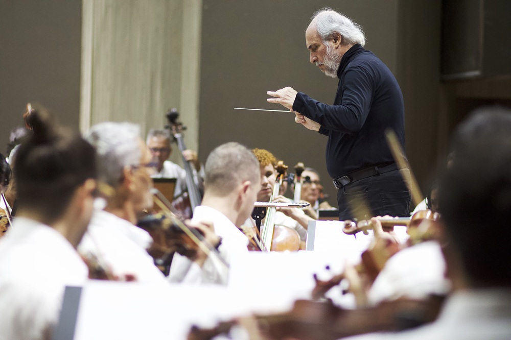 Orquestra Sinfônica da Paraíba comemora 80 anos com concerto no Theatro Santa Roza