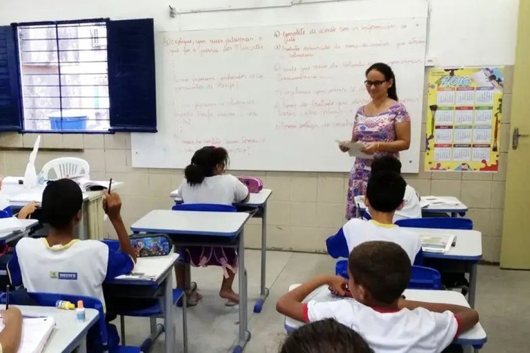 Isenção do IR duplica número de professores da educação básica que não pagarão imposto na Paraíba