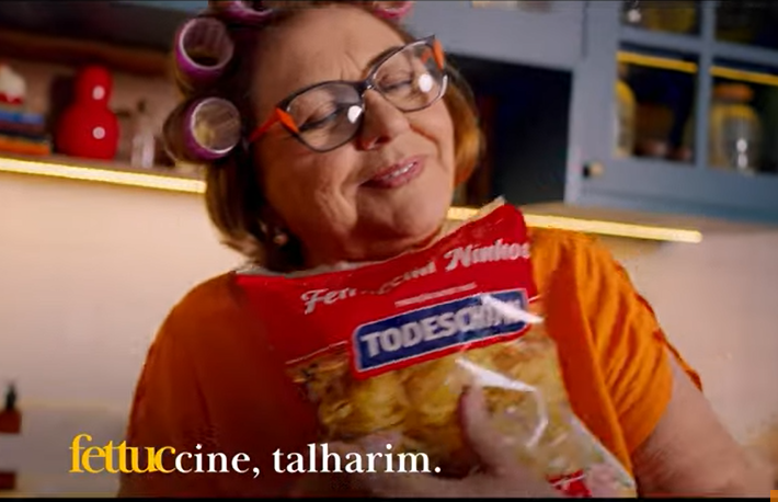 Todeschini celebra 140 anos com campanha que resgata a “alma da família” ítalo-brasileira