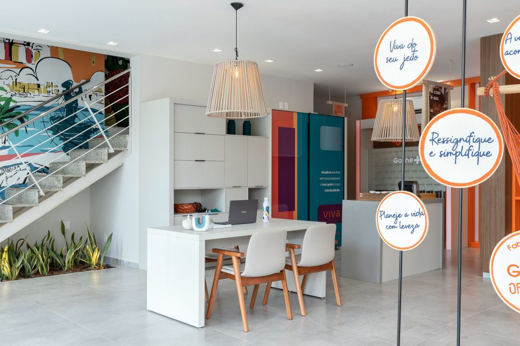 Procura por móveis customizáveis pela internet ganha força no Brasil