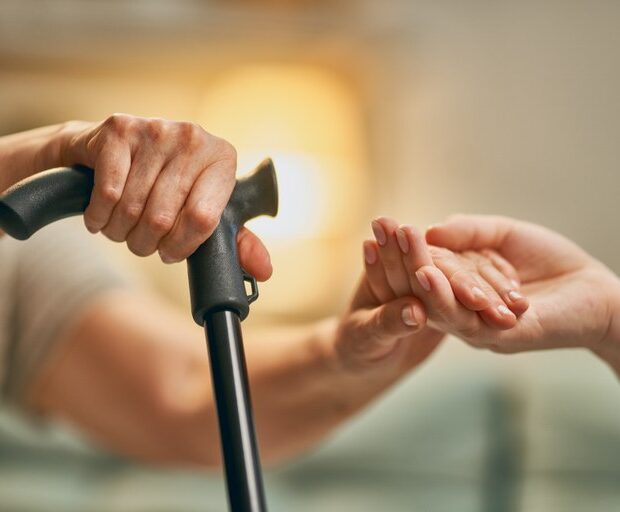 Nova regra do CNJ permite escolher curador em cartório para proteger patrimônio e saúde na velhice