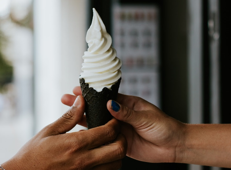 Sorvetes premium crescem acima da média no Brasil e impulsionam nova fase do mercado