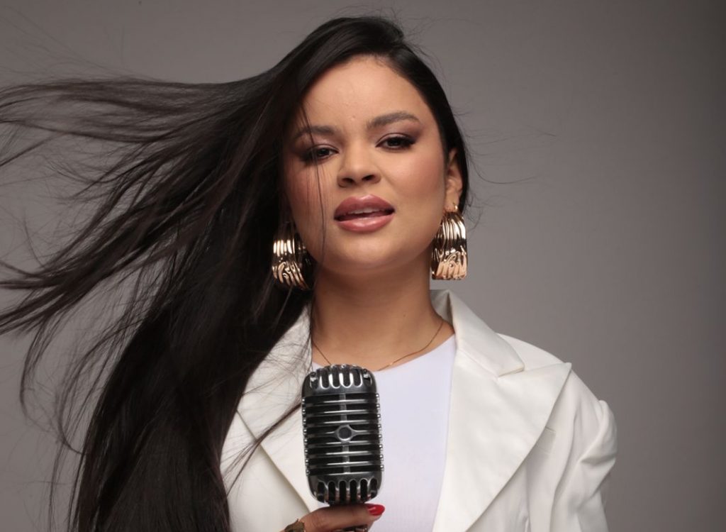 Danieze Santiago grava DVD nesta quinta-feira no palco do Festival Forró Verão