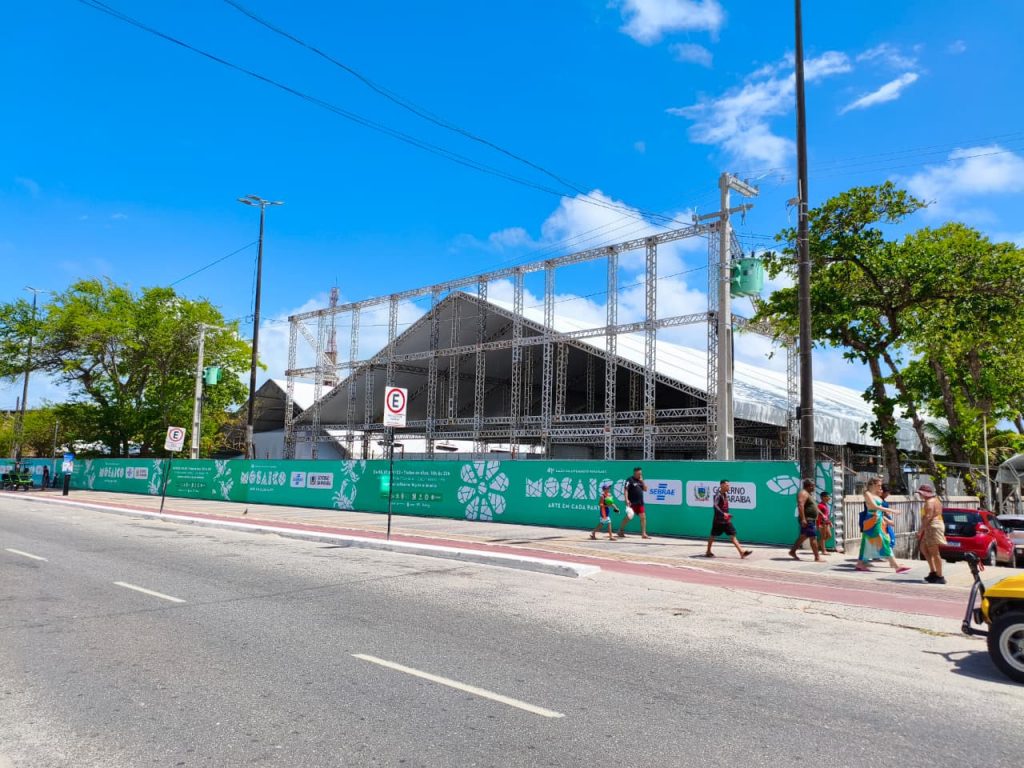 Megaestrutura do 41° Salão do Artesanato Paraibano está quase pronta na orla de João Pessoa