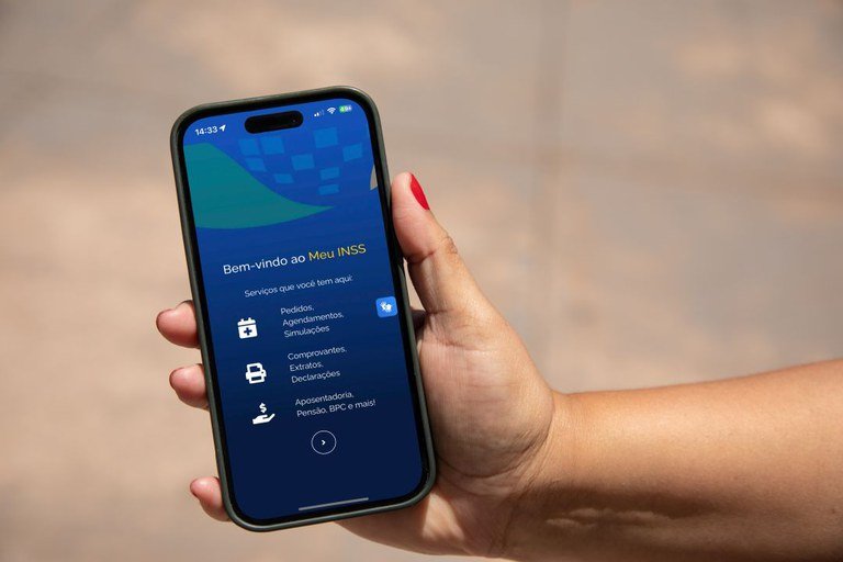 Governo inicia pagamento de R$ 3,9 bilhões a trabalhadores com saldo retido no saque-aniversário