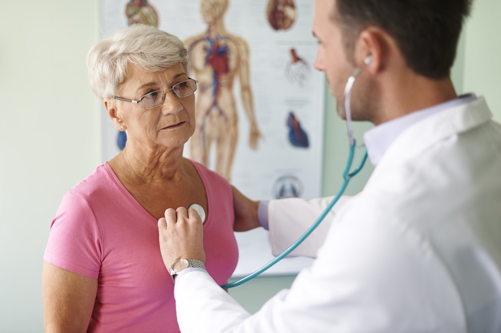 Falta de ar, dor no peito e palpitações podem indicar doenças do coração