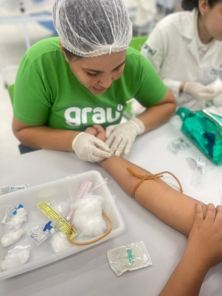 Grau Técnico João Pessoa participa de ação do Fevereiro Roxo na Vila Olímpica Parahyba