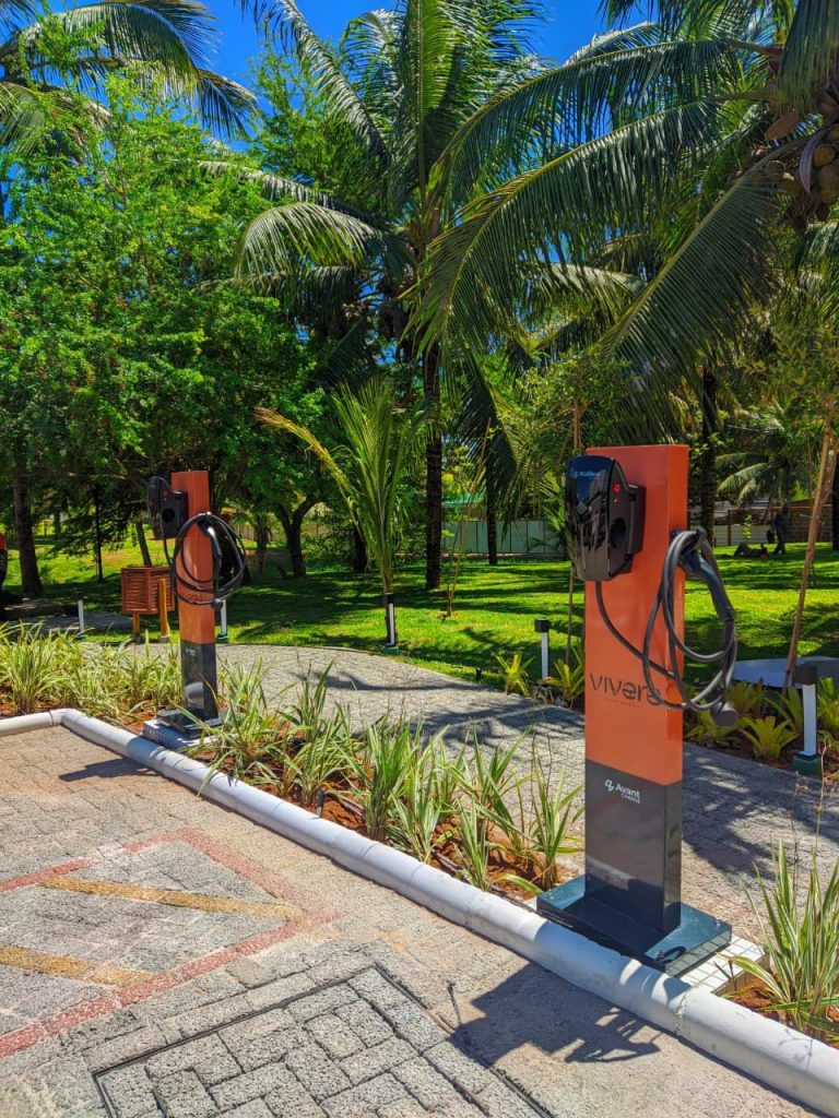 Bombeiros da PB regulamentam recarga de carros elétricos em condomínios e proíbe uso de tomadas comuns