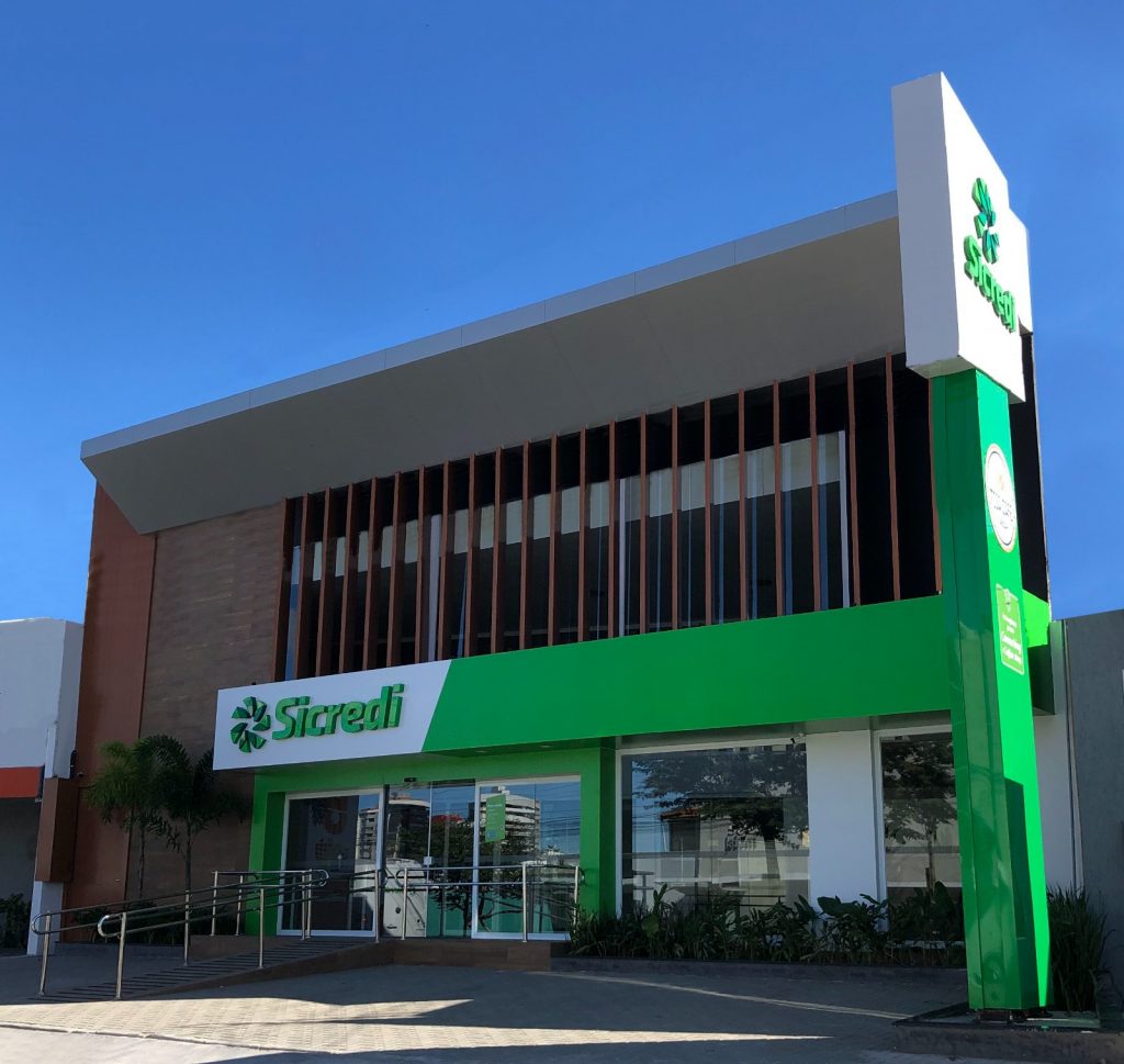 Sicredi atinge 10 milhões de associados e dobra base nos últimos cinco anos