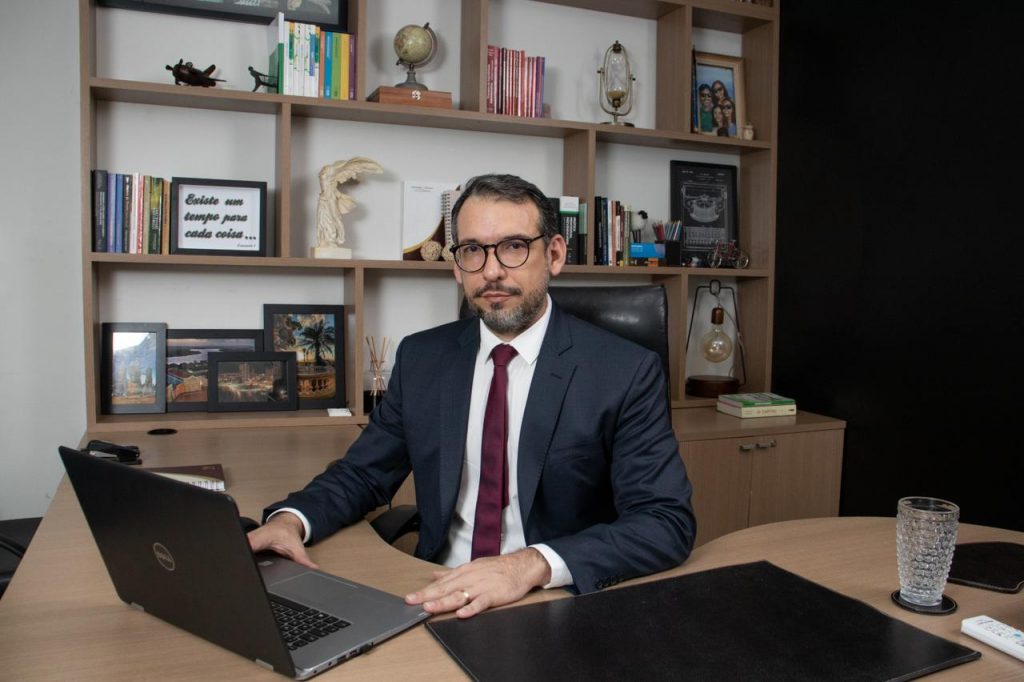 Especialista explica situações em que servidor público ainda pode ter aposentadoria integral