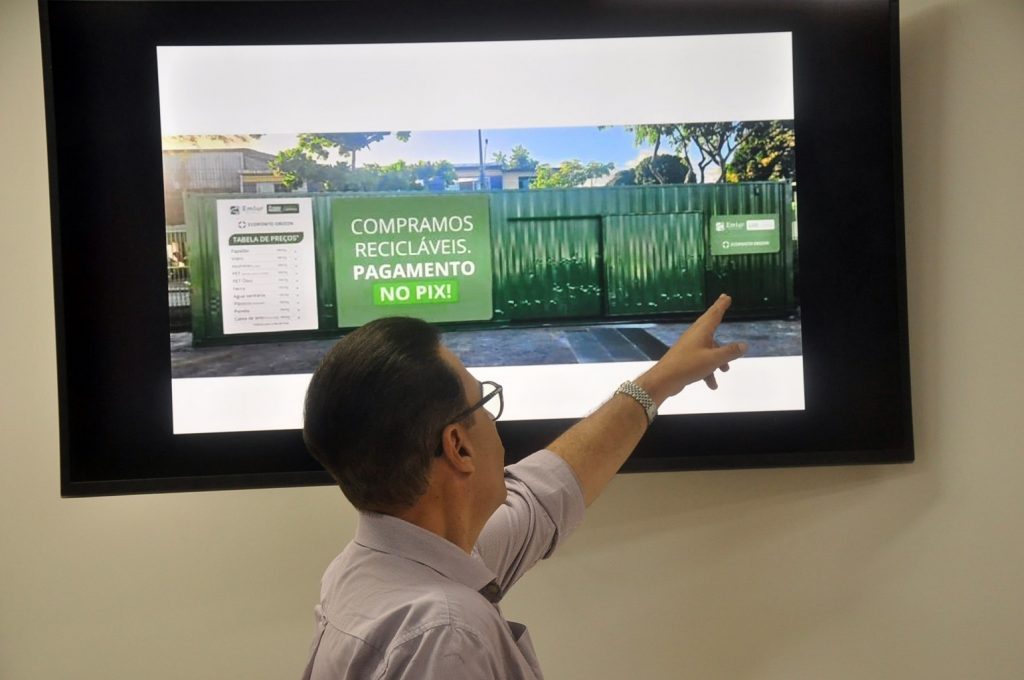 Prefeitura de João Pessoa vai implantar pagamento imediato via Pix para catadores de recicláveis