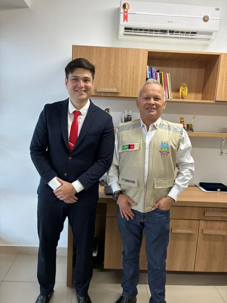 Funcionárias do Sindojus-PB ganham plano de saúde concedido pela entidade