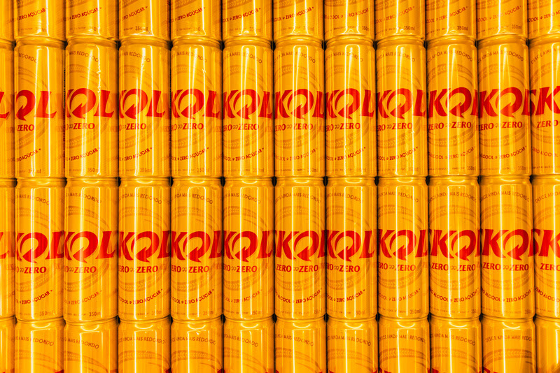 Ambev reforça liderança em cervejas zero álcool com crescimento de 30% em 2025 e lança Skol Zero Zero